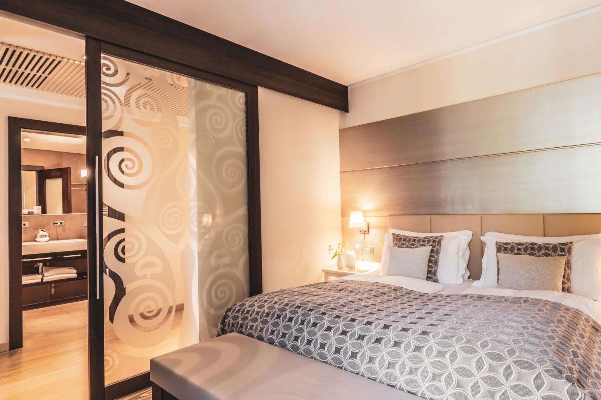 Art & Design Hotel Napura Терлано Экстерьер фото